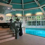 Отель Landgoedhotel Vennendal Нюнспет