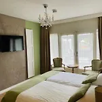 Отель Landgoedhotel Vennendal Нюнспет