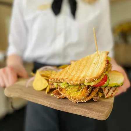 Отель Landgoedhotel Vennendal