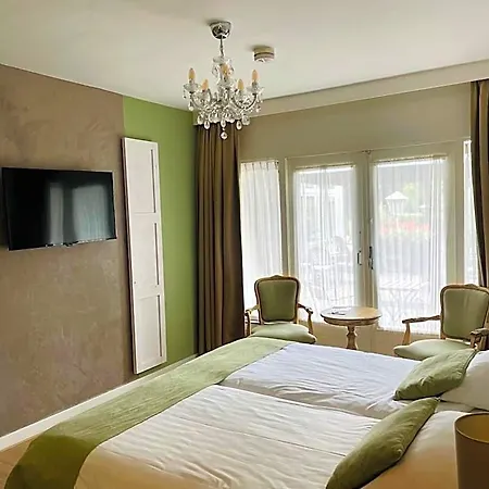 فندق Landgoedhotel Vennendal