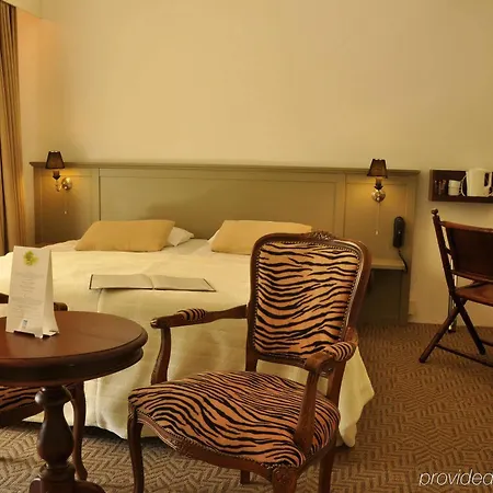 Отель Landgoedhotel Vennendal Нюнспет