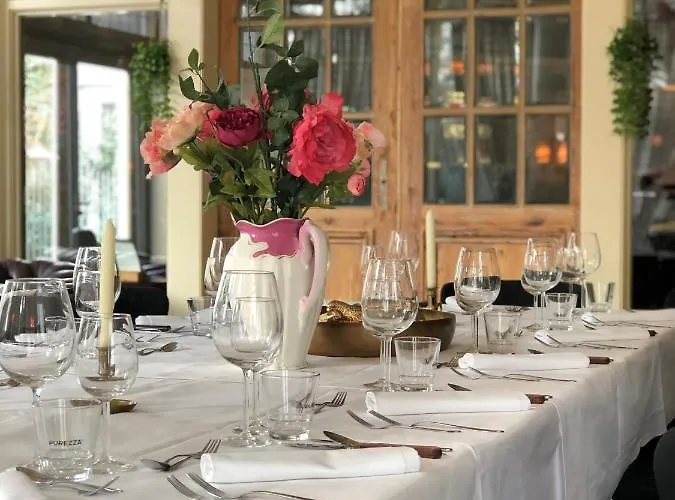 Landgoedhotel Vennendal מלון נונספייט