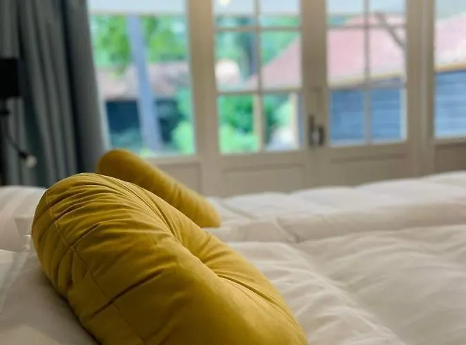 Landgoedhotel Vennendal מלון 4*